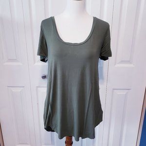 ☀️ 4/$25 … AE Soft and Sexy Tee